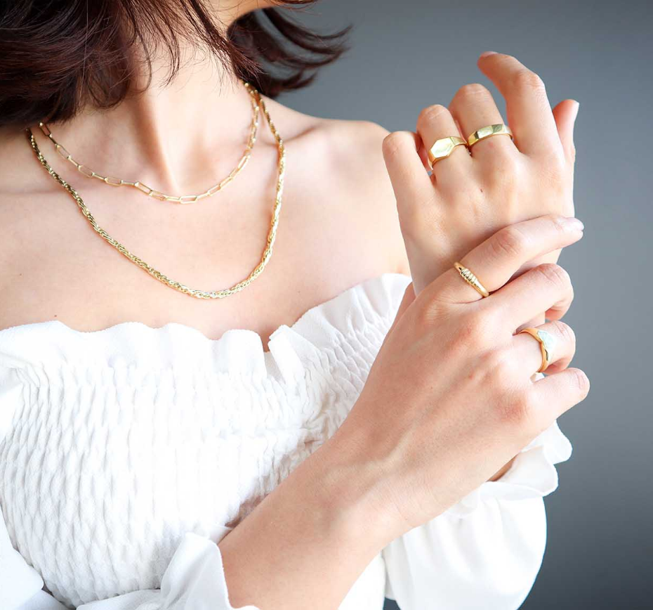 Centrestone Jewellery Insurance provides a specifically tailored insurance policy to give maximum protection for your jewellery.