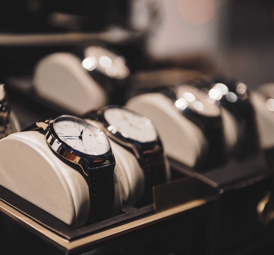 Luxury Watch Insurance 2 Centrestone Jewellery Insurance provides a specifically tailored insurance policy for your Luxury Watch.