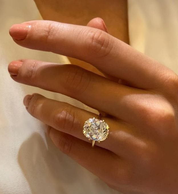 elongated cushion cut